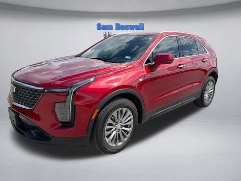 Used 2024 Cadillac XT4 Premium Luxury image 10