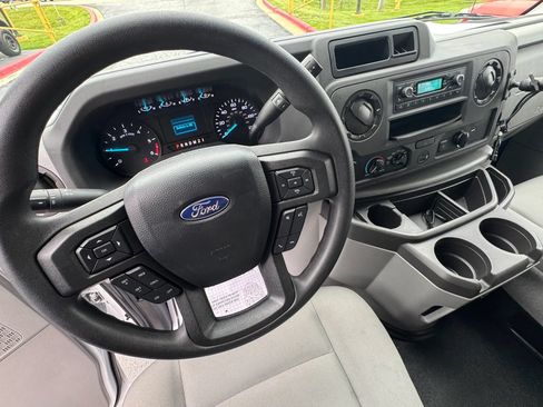 Used 2021 Ford E-350 and Econoline 350 Super Duty w/ Power Windows & Locks Group RWD image 7