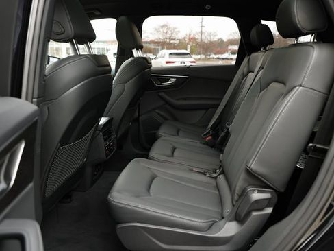 Used 2025 Audi Q7 3.0T Prestige w/ Prestige Package image 27