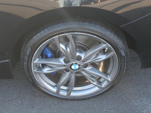 Used 2016 BMW M235i xDrive Coupe image 28