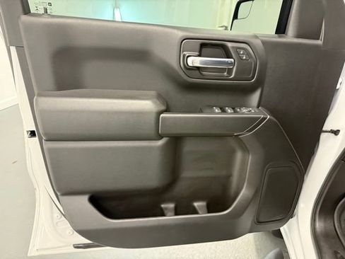 Used 2020 Chevrolet Silverado 1500 Custom Trail Boss w/ Custom Convenience Package image 13