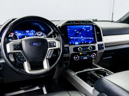 Used 2022 Ford F250 Lariat w/ Tremor Off-Road Package image 39