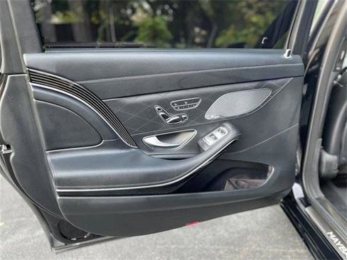 Used 2017 Mercedes-Benz Maybach S 550 4MATIC image 17