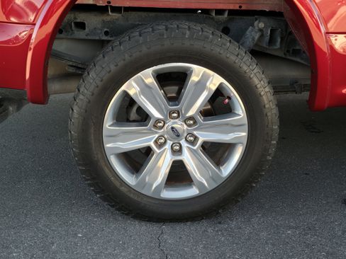 Used 2020 Ford F150 Platinum w/ Equipment Group 701A Luxury image 11