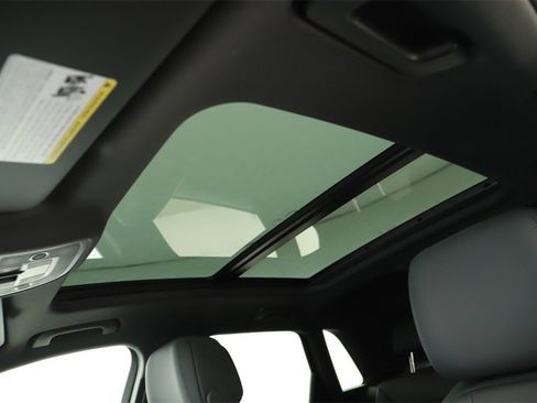 New 2025 Audi Q3 2.0T Premium image 26