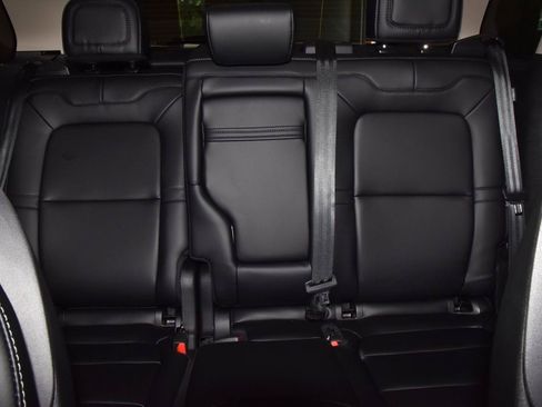 New 2026 Lincoln Corsair Premiere FWD image 18