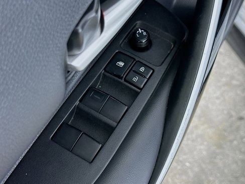 Used 2022 Toyota Corolla XSE FWD image 20