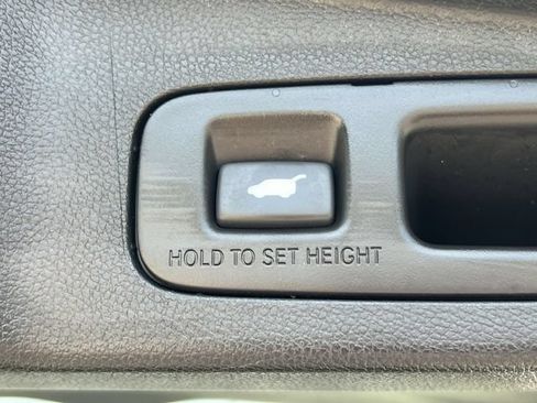 Used 2018 Honda CR-V Touring image 41