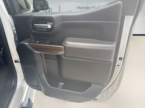 Used 2022 Chevrolet Silverado 1500 RST RWD image 30