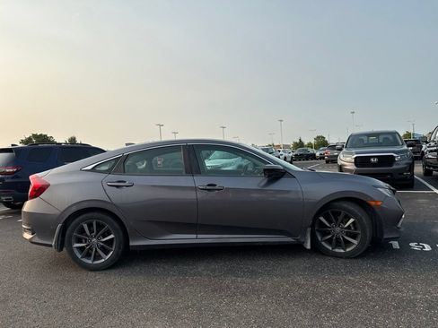 Used 2020 Honda Civic EX image 9