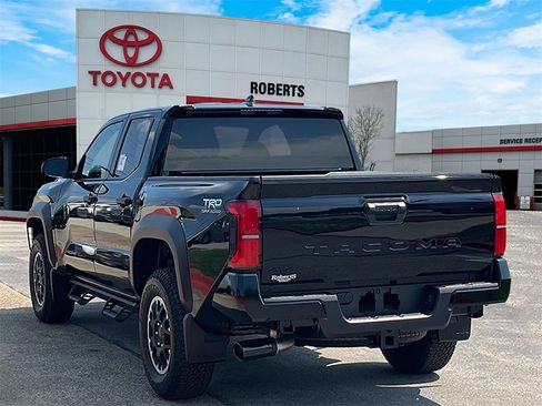 New 2025 Toyota Tacoma TRD Off-Road image 5