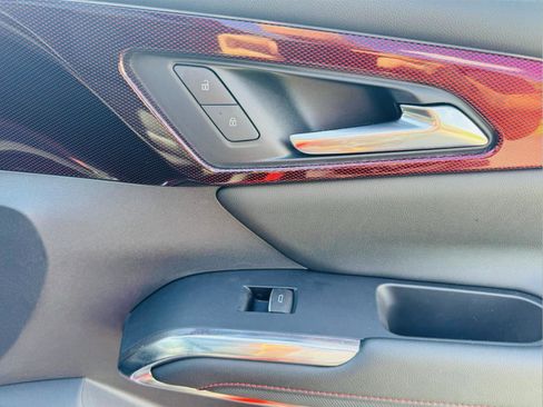 Used 2024 Chevrolet Traverse RS w/ LPO, Floor Liner Package image 34