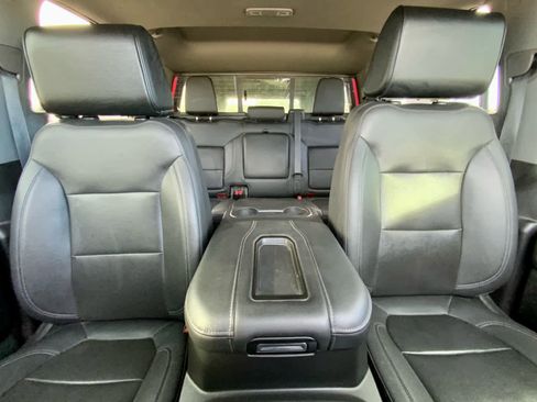 Used 2021 GMC Sierra 3500 SLT w/ SLT Convenience Package image 30