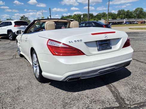 Used 2013 Mercedes-Benz SL 550 image 11