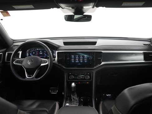 Used 2023 Volkswagen Atlas Cross Sport SEL Premium R-Line image 12