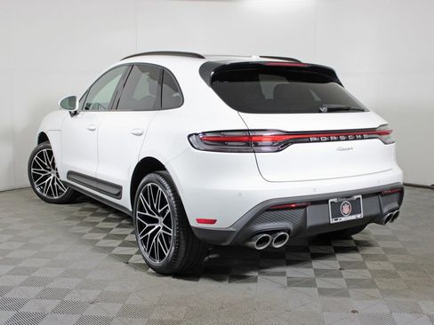 Used 2024 Porsche Macan w/ Premium Plus Package image 3