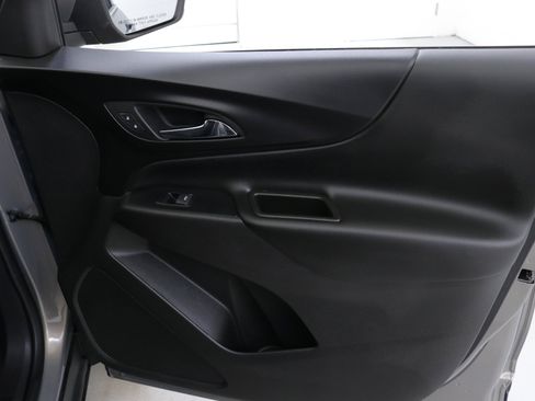 Used 2019 Chevrolet Equinox LT image 30