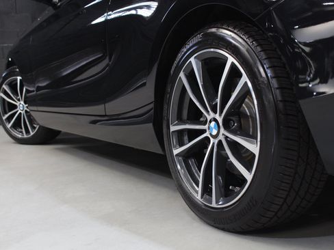 Used 2018 BMW 230i Convertible RWD image 23