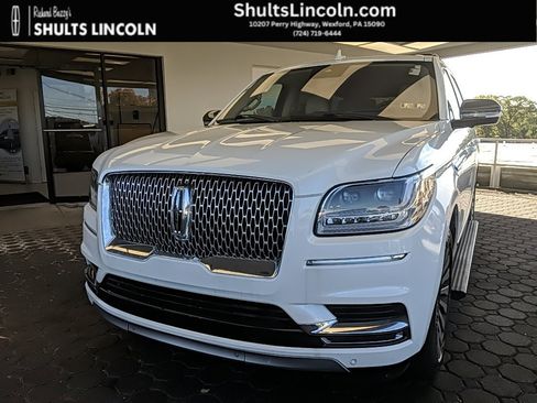 Used 2020 Lincoln Navigator Reserve w/ Luxury Package image 1