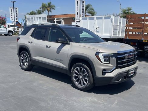 New 2026 GMC Terrain Elevation w/ Elevation Premium Package FWD image 3