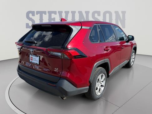 Certified 2025 Toyota RAV4 LE AWD/4WD image 5