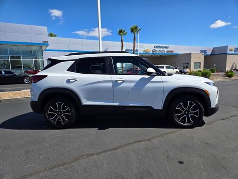 Used 2023 Chevrolet TrailBlazer ACTIV w/ Sun and Liftgate Package image 7