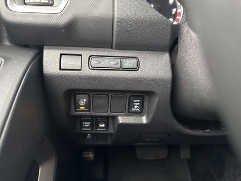 Used 2022 Nissan Frontier SV image 37