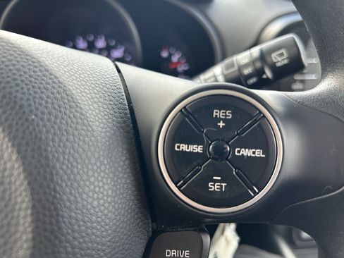 Used 2018 Kia Soul w/ Convenience Package FWD image 23