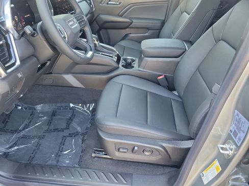 New 2026 GMC Canyon Elevation RWD image 9