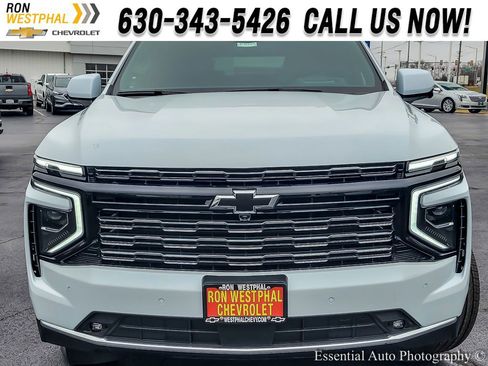 New 2026 Chevrolet Suburban High Country w/ Sun And Tow Package image 4