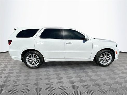 Certified 2022 Dodge Durango R/T w/ Trailer Tow Group IV image 8