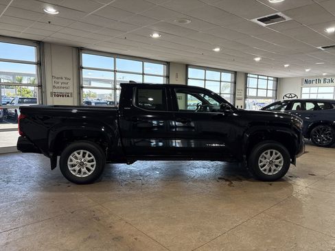 New 2026 Toyota Tacoma SR5 AWD/4WD image 3