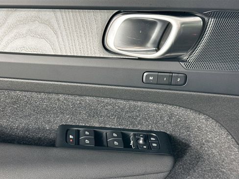 New 2026 Volvo XC40 B5 Core image 18