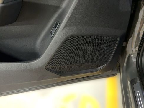 Used 2020 Audi Q3 2.0T Premium w/ Convenience Package image 21