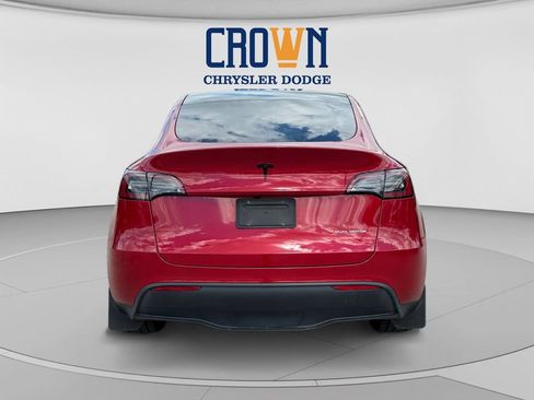 Used 2023 Tesla Model Y Long Range AWD/4WD image 4