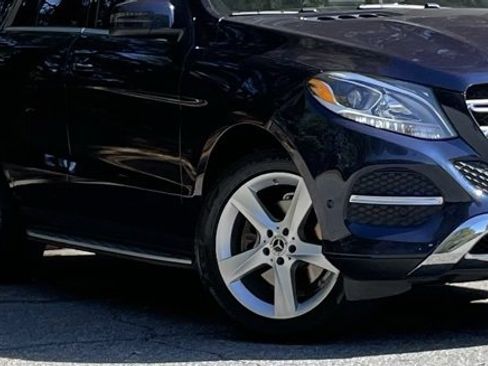 Used 2018 Mercedes-Benz GLE 350 4MATIC image 11