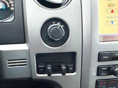 Used 2011 Ford F150 Lariat Limited image 21