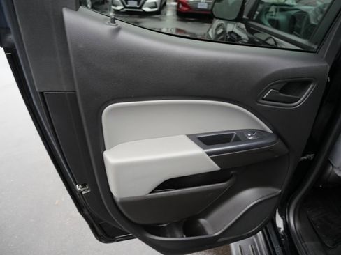 Used 2021 Chevrolet Colorado W/T w/ Custom Special Edition image 19