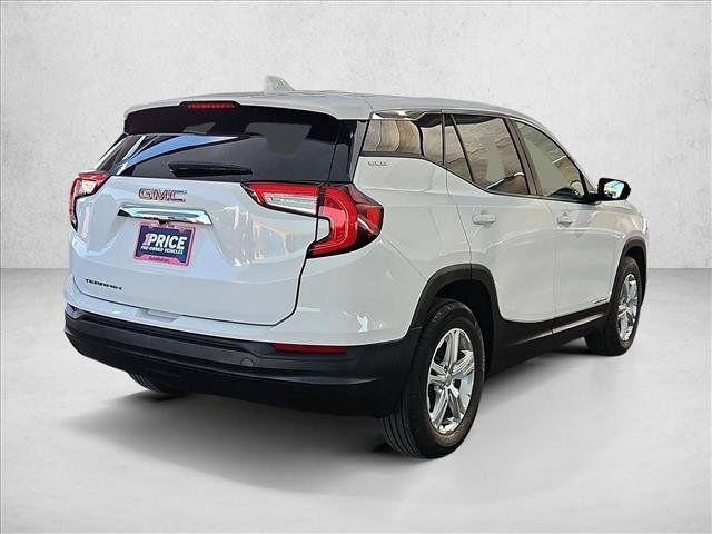 Used 2024 GMC Terrain SLE FWD image 5