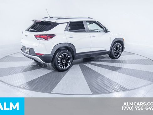 Used 2021 Chevrolet TrailBlazer LT w/ Convenience Package image 12