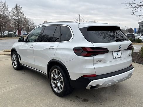Certified 2024 BMW X5 xDrive40i w/ Premium Package image 3