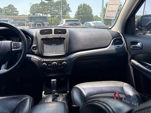 Used 2015 Dodge Journey Crossroad w/ Flexible Seating Group FWD image 10