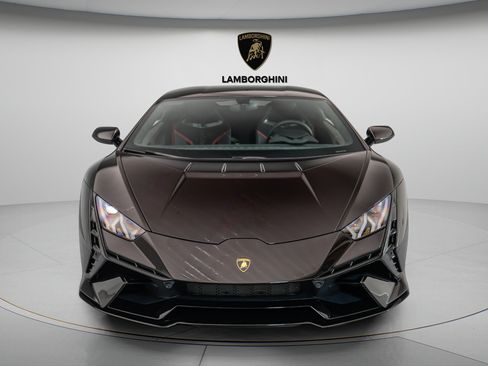 Used 2024 Lamborghini Huracan Tecnica RWD image 2