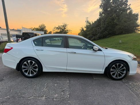 Used 2013 Honda Accord Sport image 12
