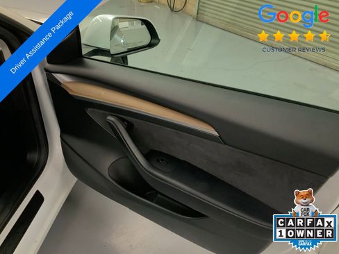 Used 2021 Tesla Model 3 Standard Range Plus image 16