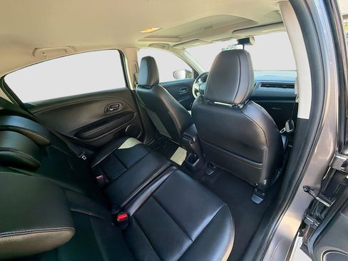 Certified 2019 Honda HR-V EX-L image 28