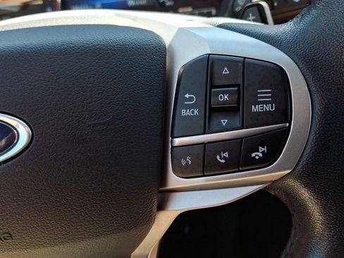 Used 2020 Ford Explorer XLT w/ Equipment Group 202A image 23