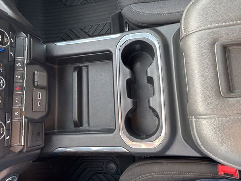 Used 2022 Chevrolet Silverado 1500 RST AWD/4WD image 21