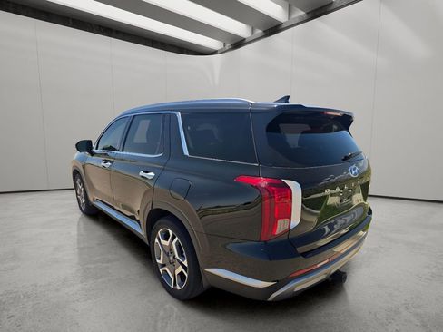 Used 2023 Hyundai Palisade SEL AWD/4WD image 3