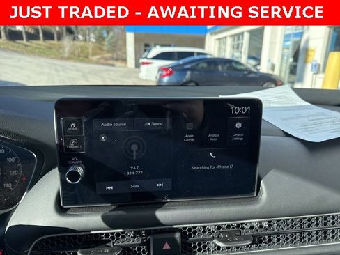 Used 2026 Honda HR-V EX-L image 16